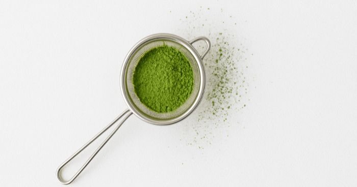 why is matcha green